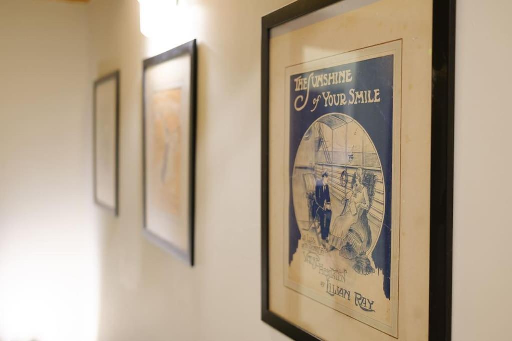 The San Gregorio Armeno Apartment By Houseinเนเปิลส์ ภายนอก รูปภาพ