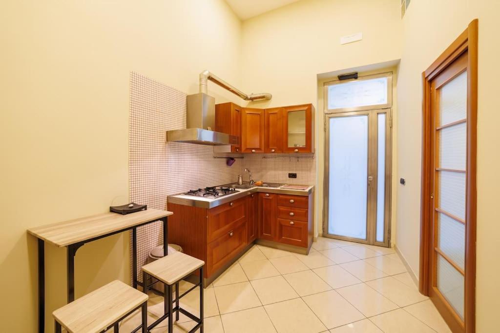 The San Gregorio Armeno Apartment By Houseinเนเปิลส์ ภายนอก รูปภาพ
