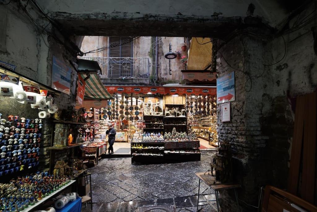 The San Gregorio Armeno Apartment By Houseinเนเปิลส์ ภายนอก รูปภาพ
