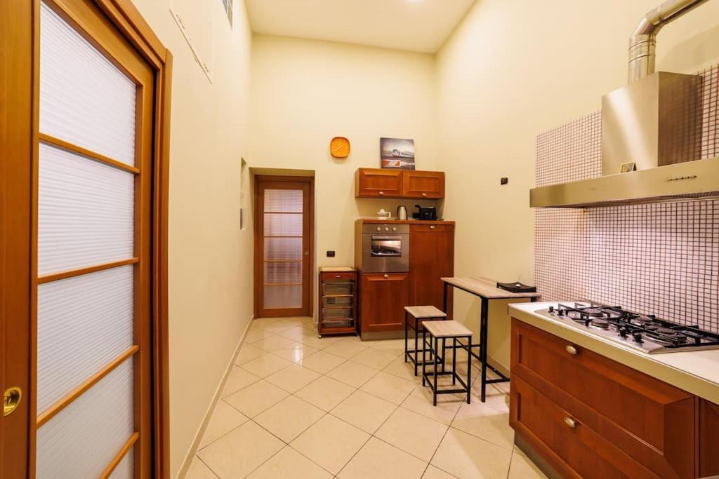 The San Gregorio Armeno Apartment By Houseinเนเปิลส์ ภายนอก รูปภาพ