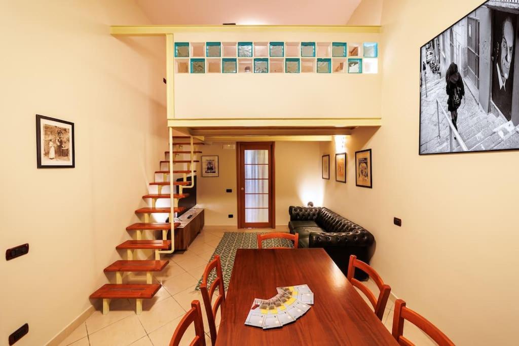 The San Gregorio Armeno Apartment By Houseinเนเปิลส์ ภายนอก รูปภาพ