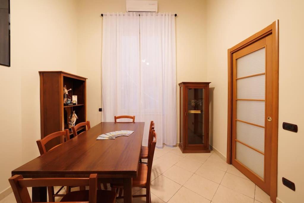 The San Gregorio Armeno Apartment By Houseinเนเปิลส์ ภายนอก รูปภาพ